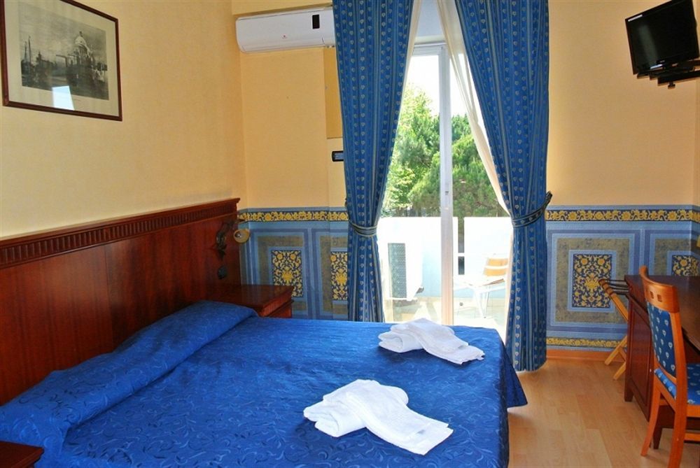 Hotel Mirage ميكيلي المظهر الخارجي الصورة