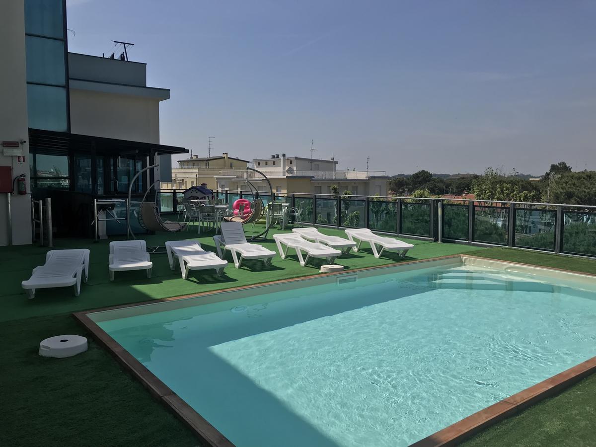 Hotel Mirage ميكيلي المظهر الخارجي الصورة