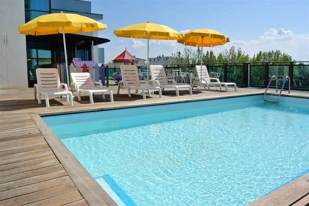 Hotel Mirage ميكيلي المظهر الخارجي الصورة
